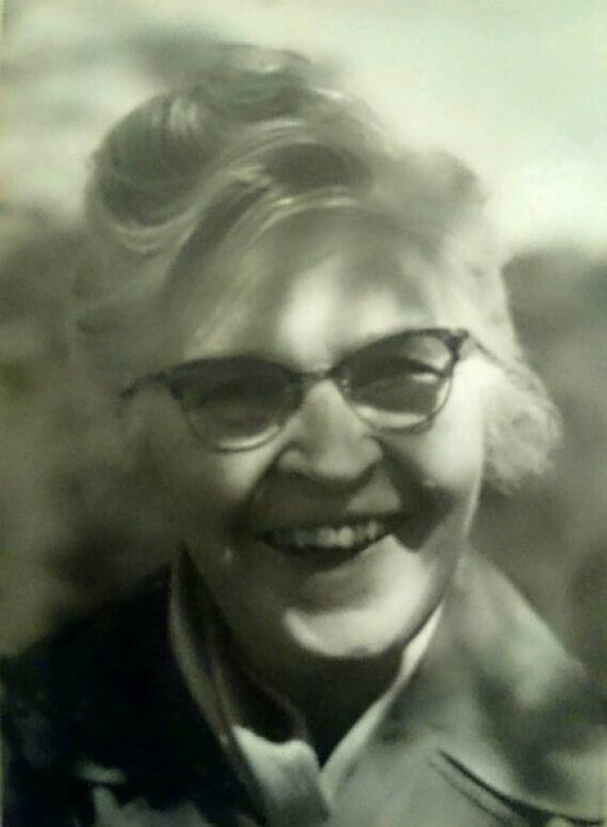 Tyra Karlsson 1902-1986