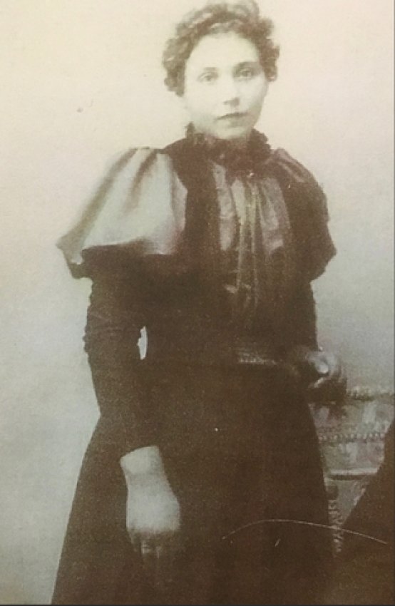 Emma Olsdotter 1875-1962