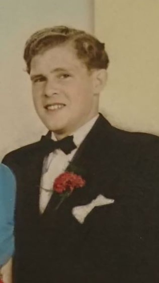 Arne Renud 1923-2009