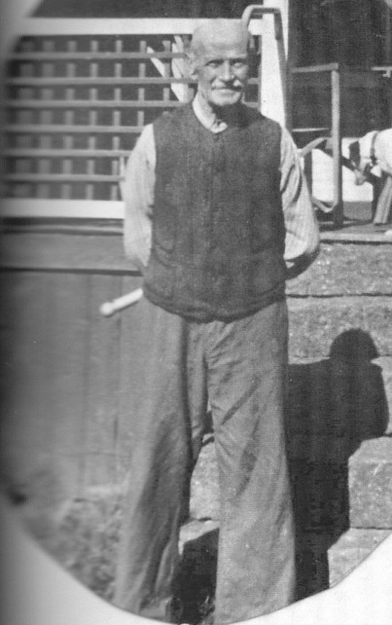 Sven Olsson 1858-1943